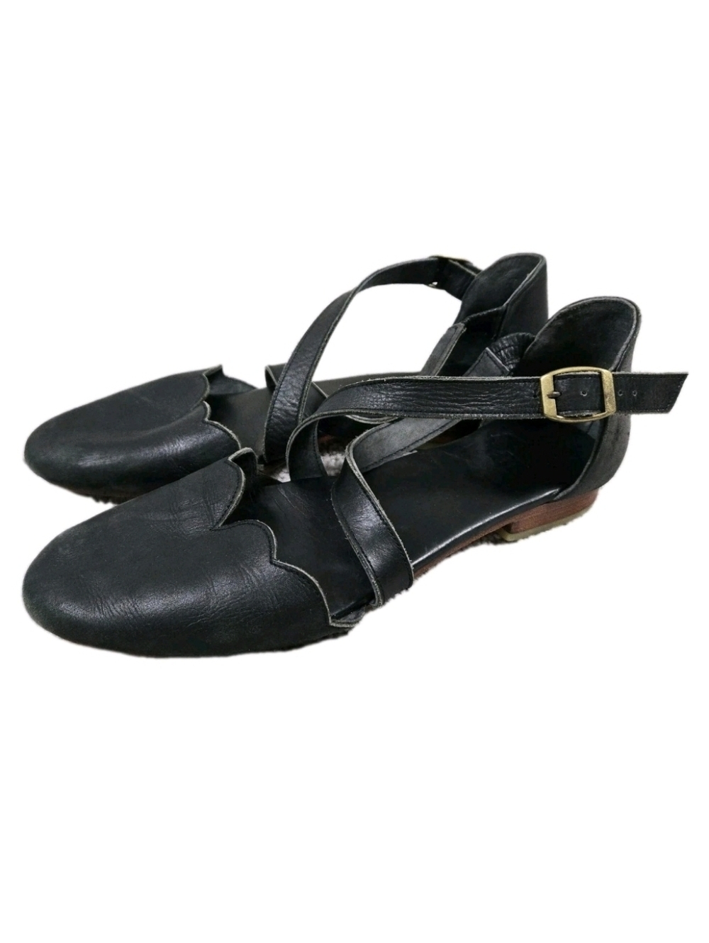 ELF Mangrove Cross Strap Leather Ballet Flats 10.5 Black Luxe Preppy Scalloped